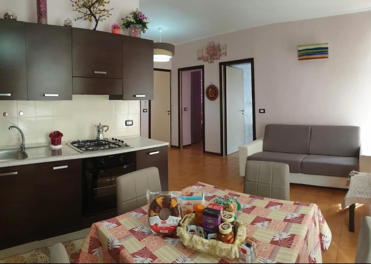 Cozy Apartment 2Bedroom In Center Of Рим Екстериор снимка